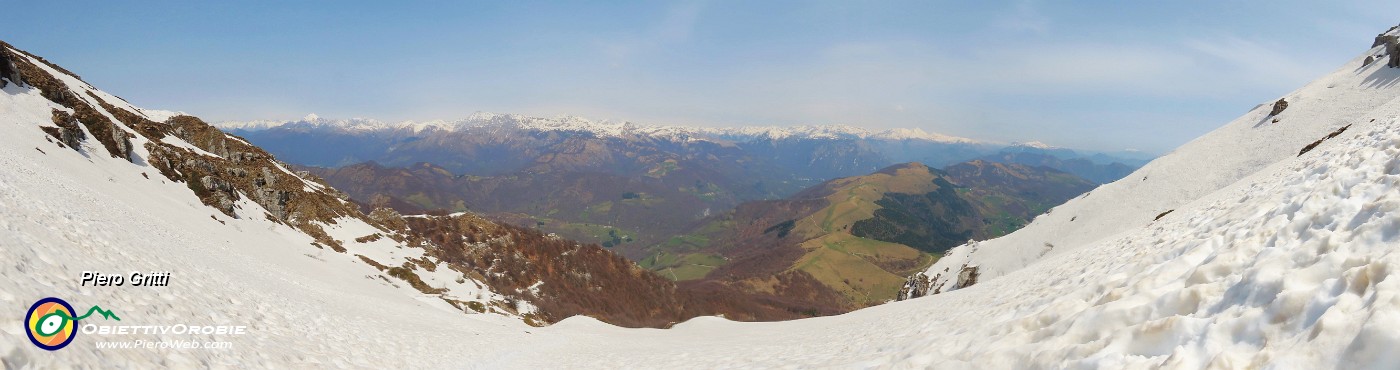 29 Conclusa la faticosa ripida salita sulla neve molliccia .jpg